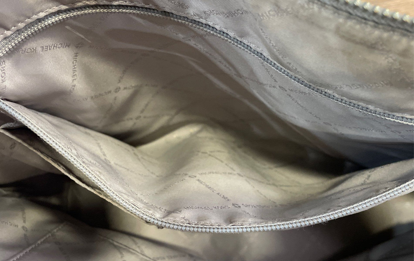 Michael Kors Gray Saffiano Leather Jet Set Travel Large Top Zip Tote Bag