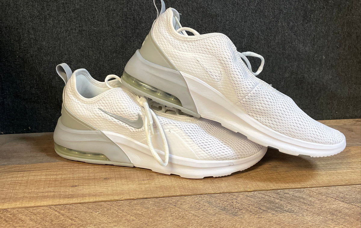 Nike Air Max Motion 2 White Grey Men's Running Shoes AO0266-101 Size 10