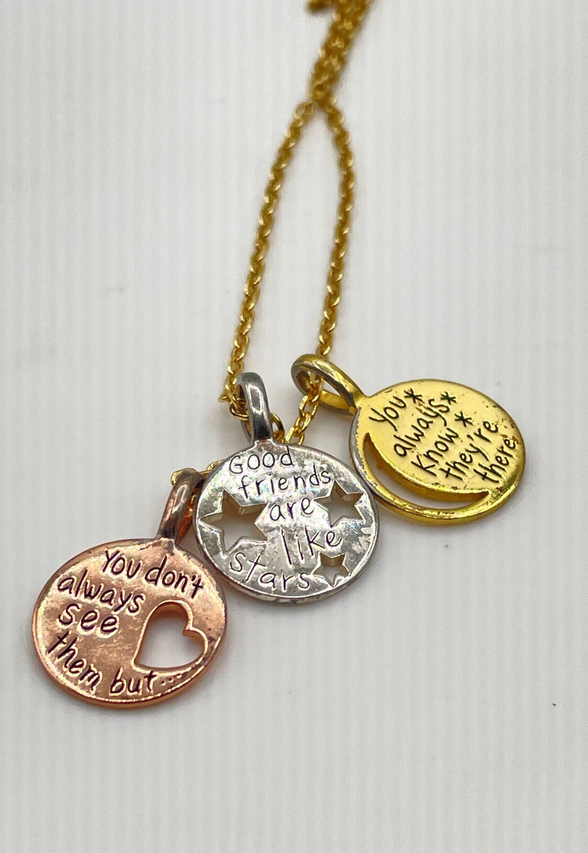 925 Sterling Silver Tri-Color Friendship Charm Pendant Necklace 5.6g