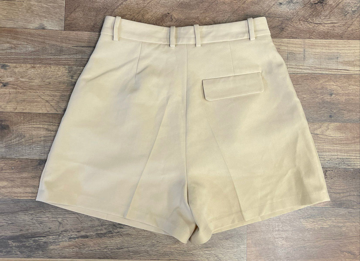 Zara Women's Beige High-Rise Pleated Front Shorts NWT Sz M