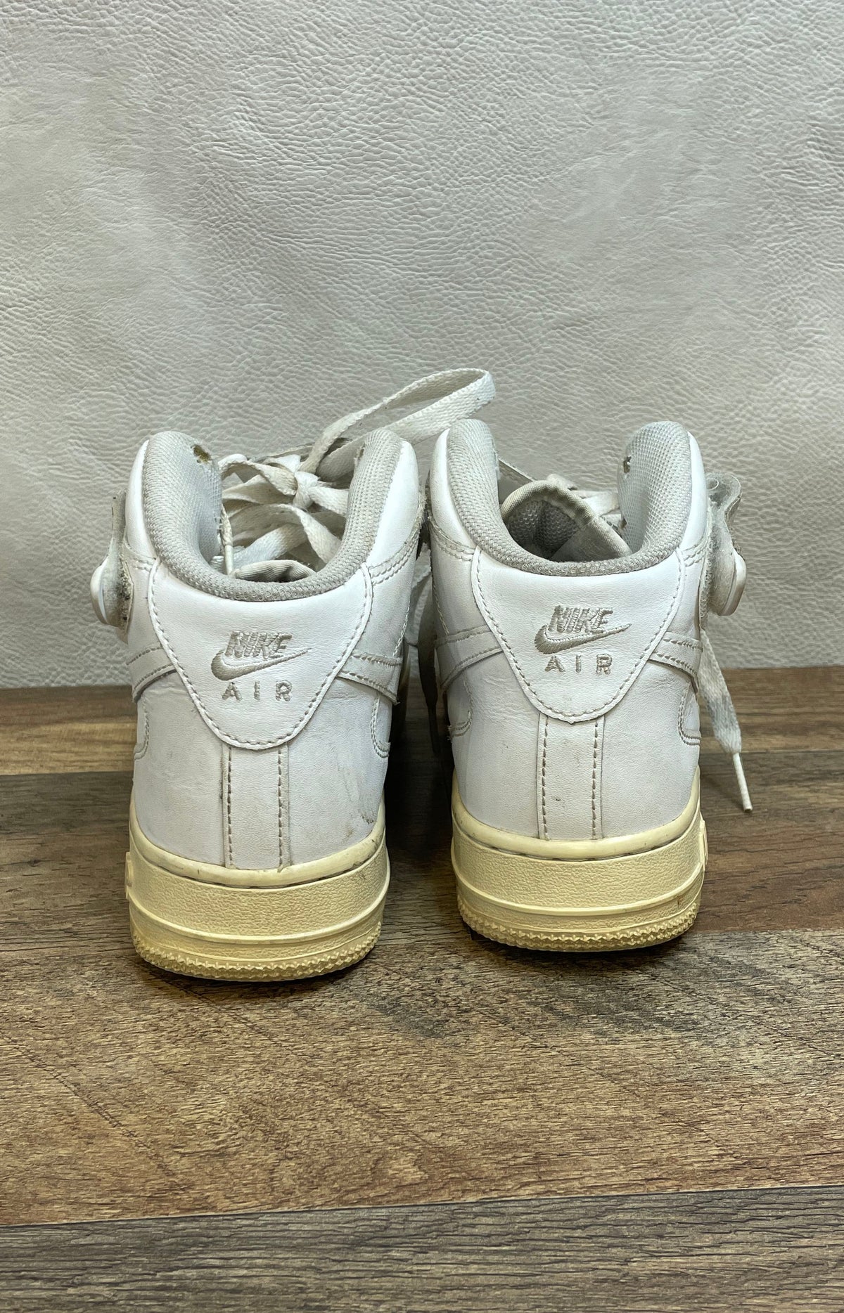 Nike Air Force 1 Mid Triple White Youth Basketball Shoes Size 5.5Y