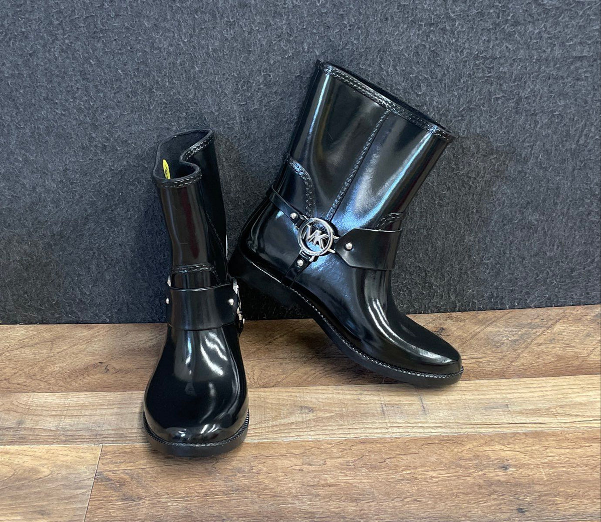 Michael Kors Black Rubber Fulton Harness Rain Boots Women's Size 6