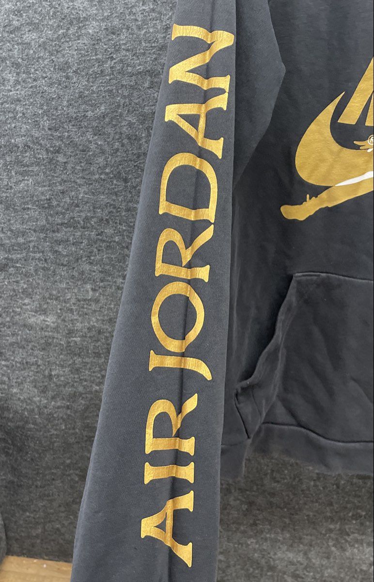 Nike Air Jordan Men's Black Hoodie Gold Jumpman Graphic Pullover Sleeve Script S