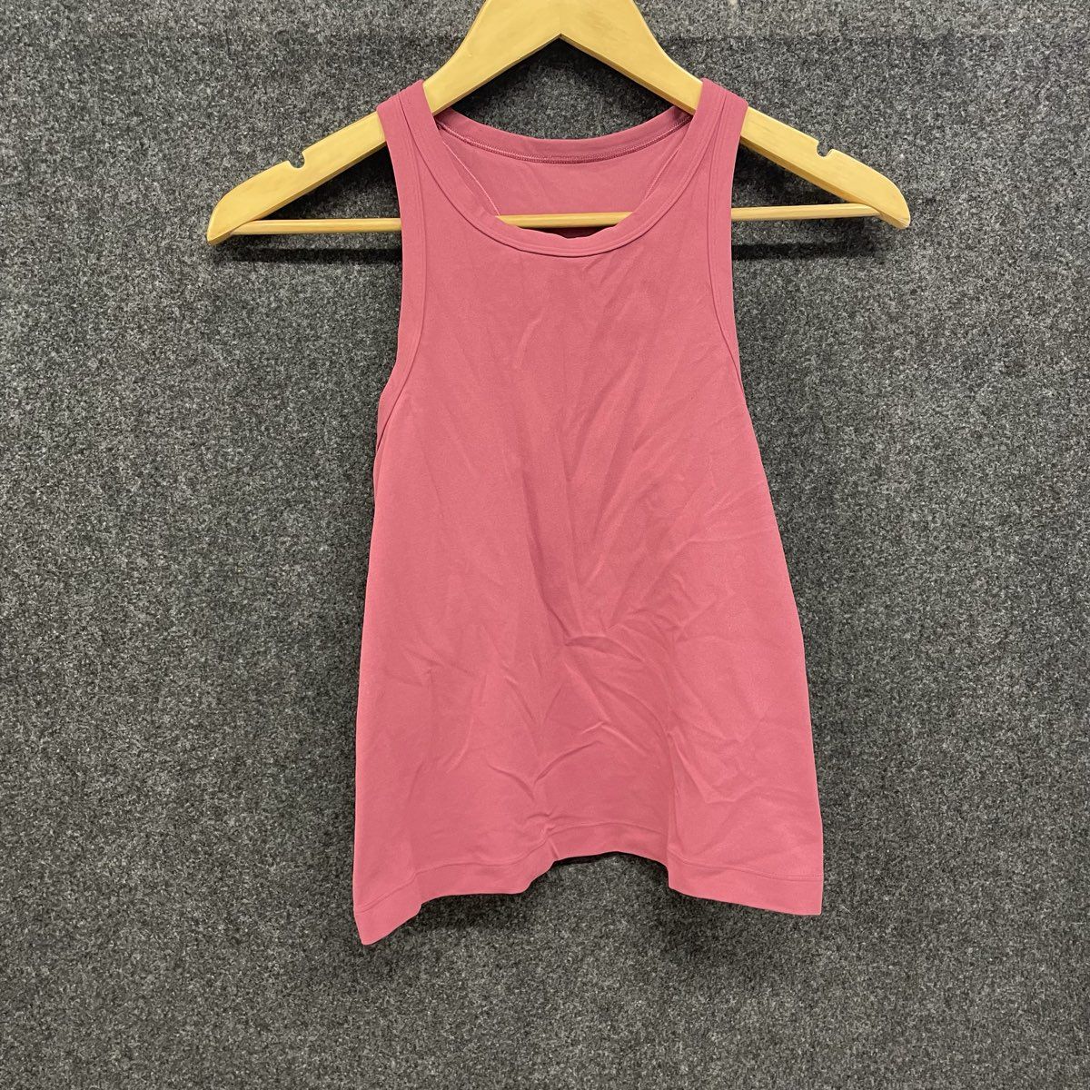 Lululemon Women's Pink High Neck Racerback Activewear Tank Top Sz 8