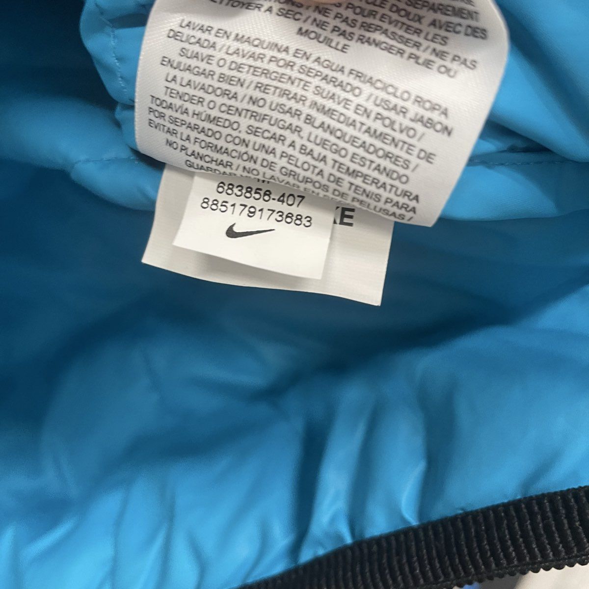 Nike Women's Victory 550 Puffer Vest Blue Down Filled Quilted Full Zip Sz M