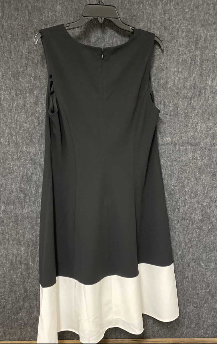 Liz Claiborne Women's Black White Colorblock Sleeveless Round Neck Dress Sz 14