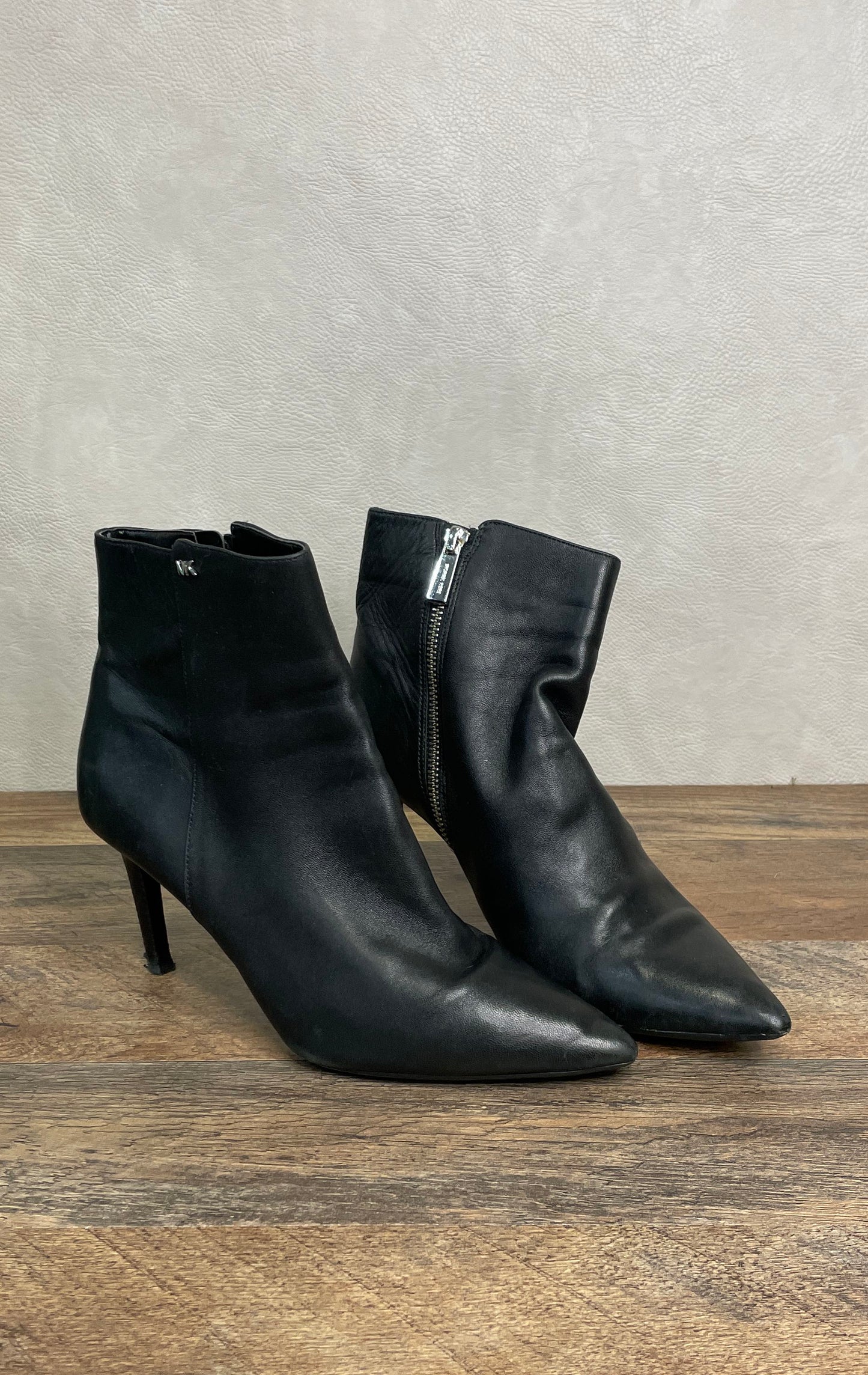 Michael Kors Black Leather Pointed Toe Stiletto Ankle Booties Size 8