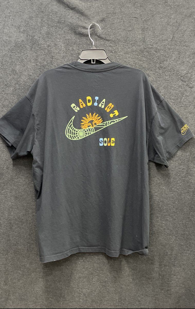 Nike Men's Black Radiant Sole Sun Graphic Loose Fit T-Shirt Size XXL