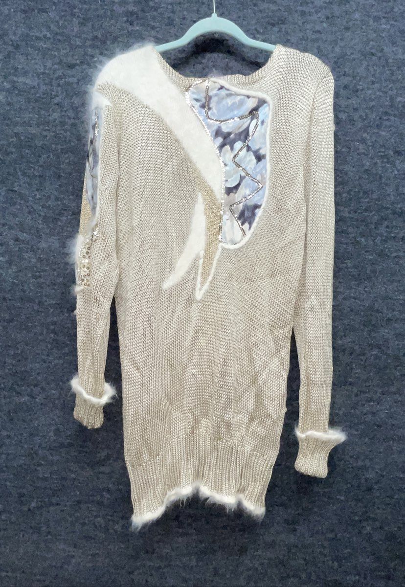 Vintage 80s Angora Blend Sequin Applique Metallic Gold Knit Sweater Sz L/XL