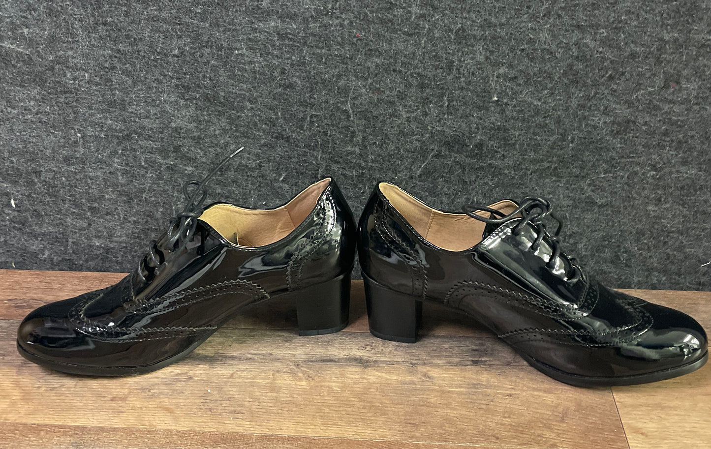 Odema Black Patent Leather Wingtip Brogue Oxford Block Heels Size 41 US 10