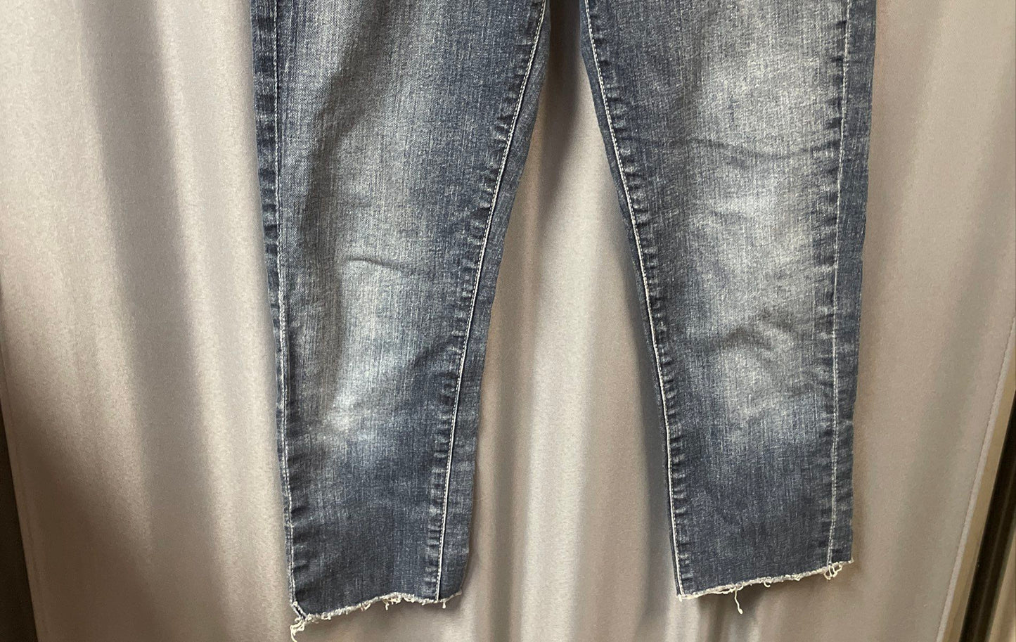 7 For All Mankind Women's Roxanne Blue Slim Fit Raw Hem Stretch Jeans Size 25