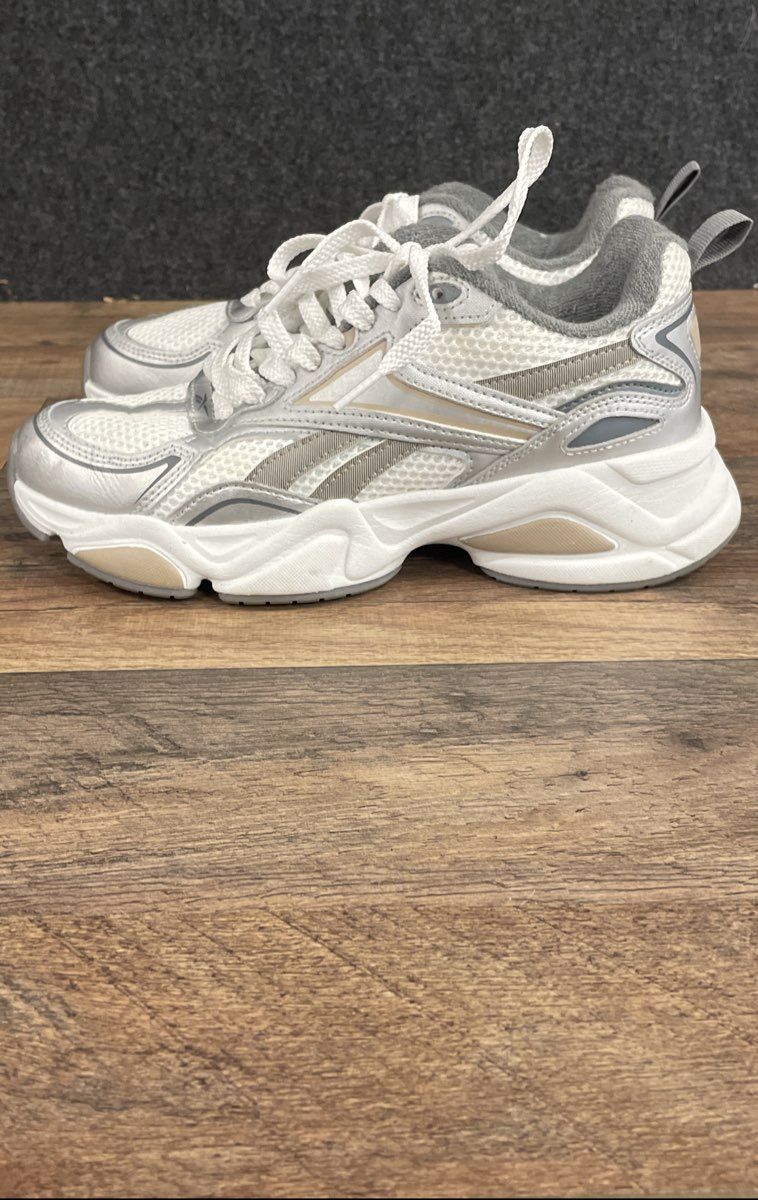 Reebok Turbo Restyle White Metallic Silver Women's Lifestyle Sneakers Size 9