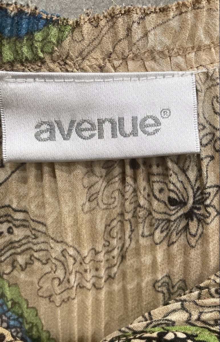 Avenue Women's Brown Geometric Paisley Pleated Tie Neck Blouse Tunic Sz 22/24