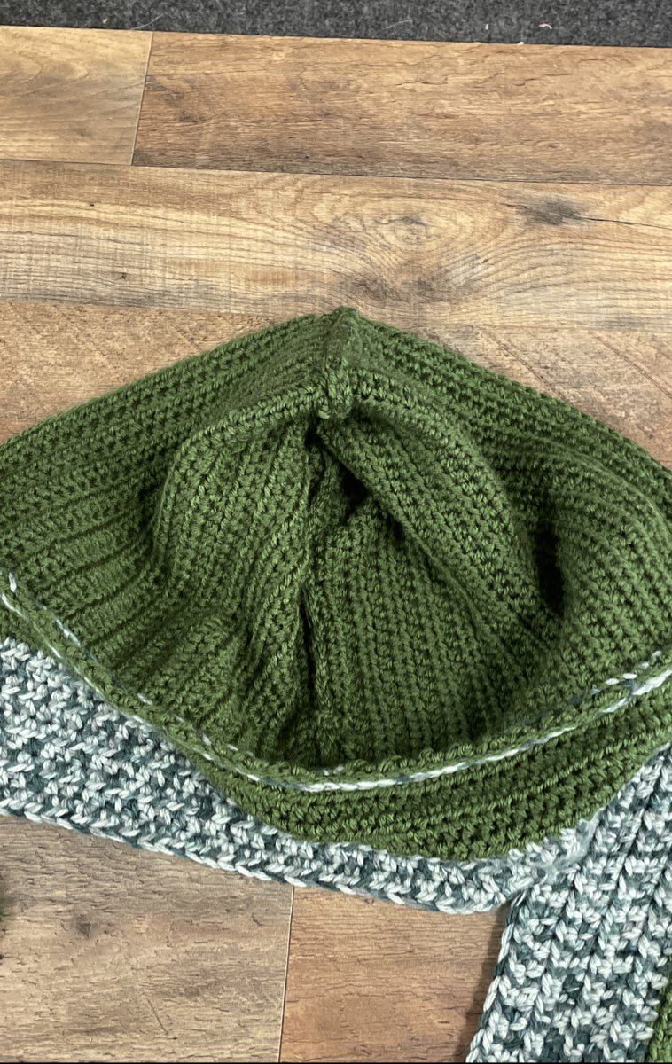 Handmade Unisex Crocheted Hooded Scarf Green Gray Colorblock Chunky Knit OS