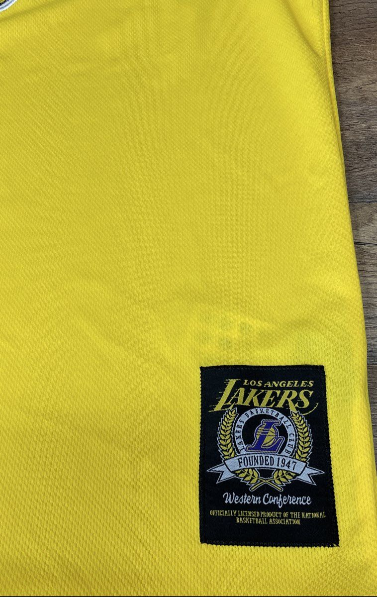 Unk Men's Los Angeles Lakers Basketball Jersey Yellow Embroidered Logo Size M