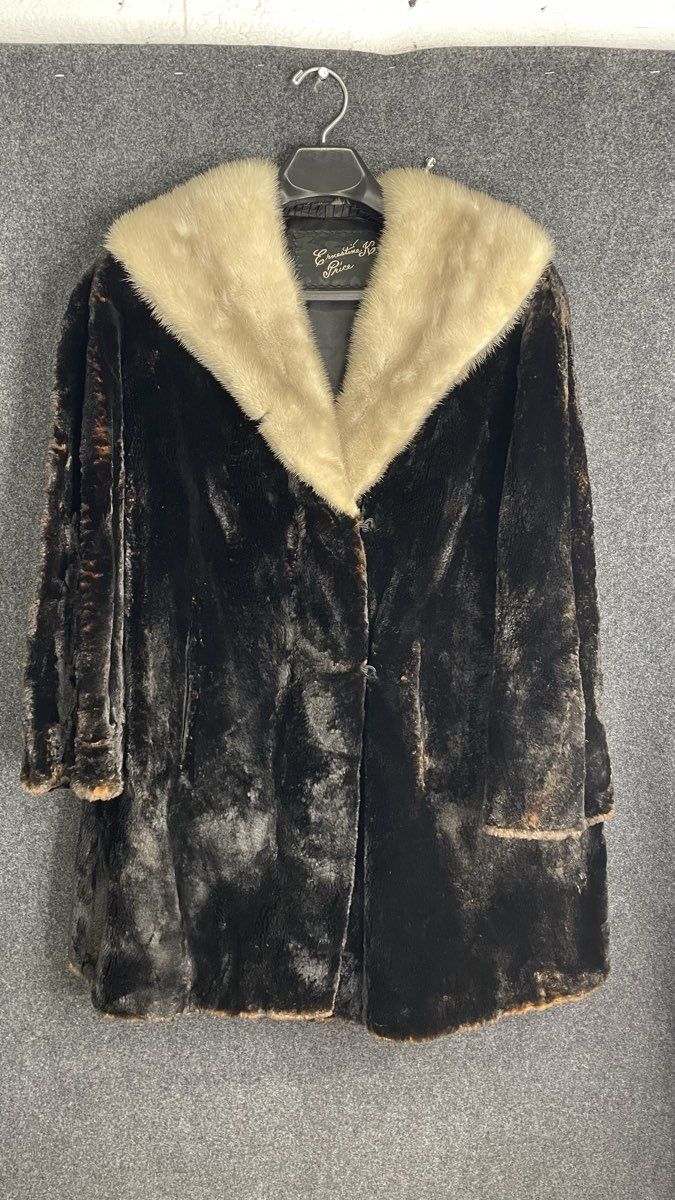 Vintage Ernestine R. Price Women's Brown Genuine Fur Coat Cream Shawl Collar