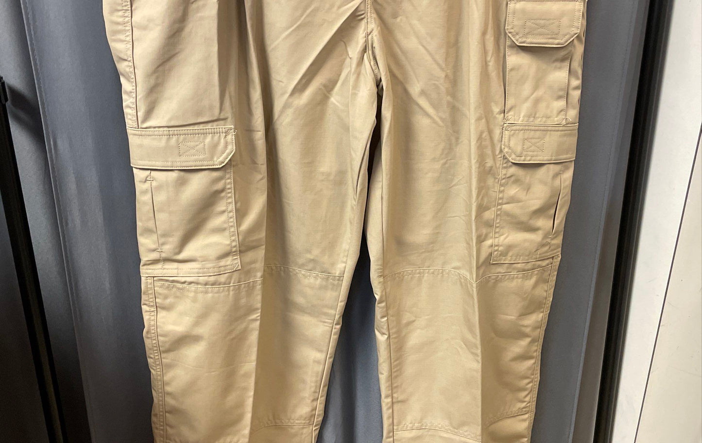 Propper Men's Khaki Lightweight Tactical Pants Size 46x37 NWT Unhemmed