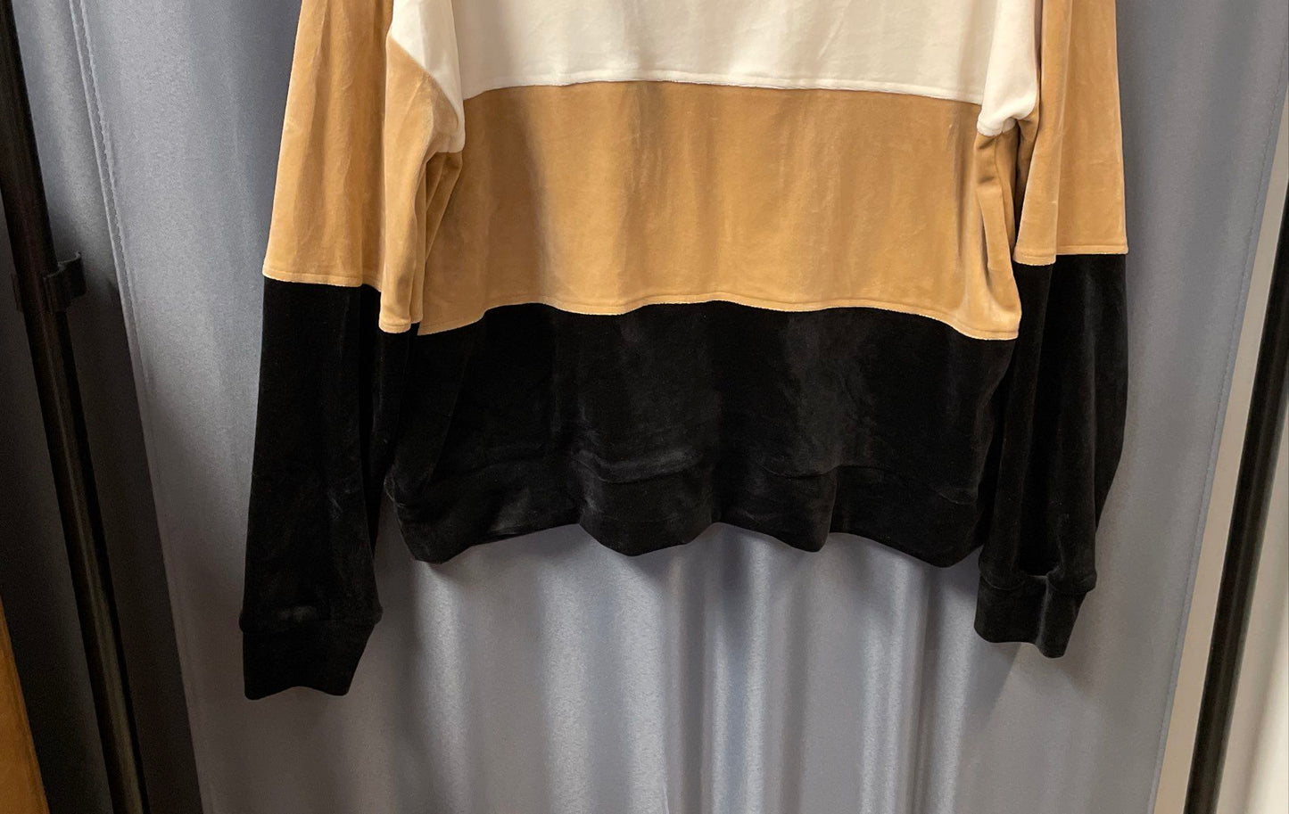 Wonderly Women's Velour Colorblock Top Cream Tan Black Long Sleeve Size Large