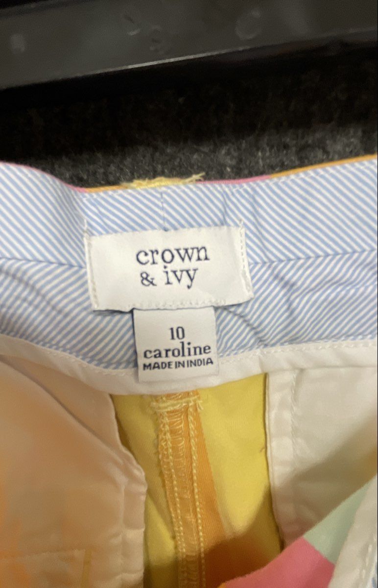 Crown & Ivy Women's Caroline Shorts Multicolor Vertical Stripe NWT Sz 10