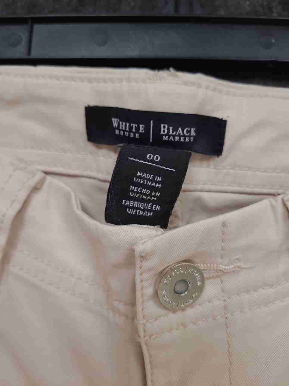 White House Black Market Women's Cream Skinny Cargo Ankle Pants Sz 00
