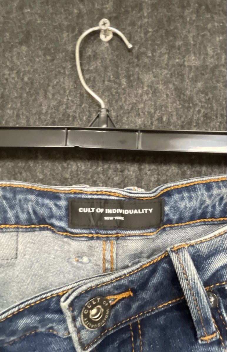 Cult of Individuality Men's Blue Distressed Ripped Knee Jeans Sz 38x32