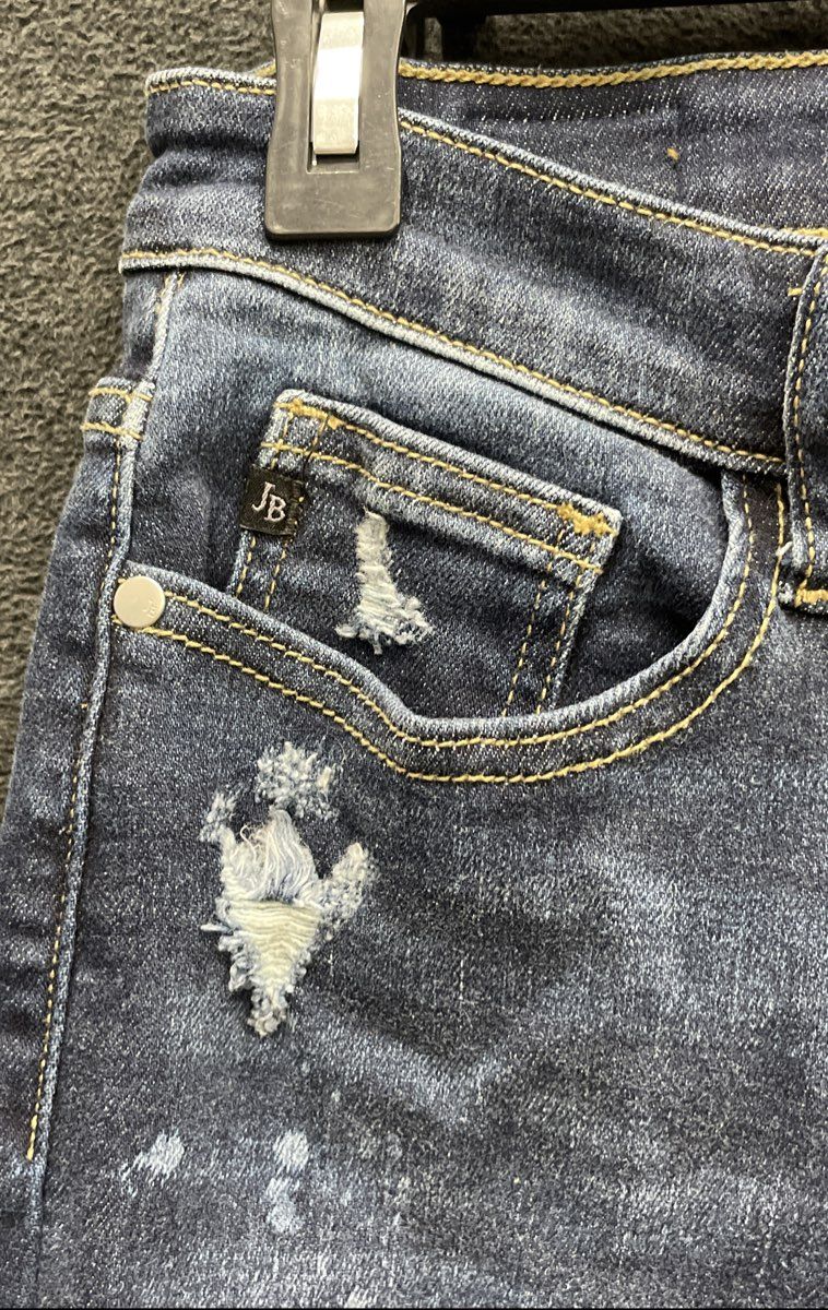 Judy Blue Women's Bleach Splatter Distressed Boyfriend Jeans Cuffed Sz 11/30