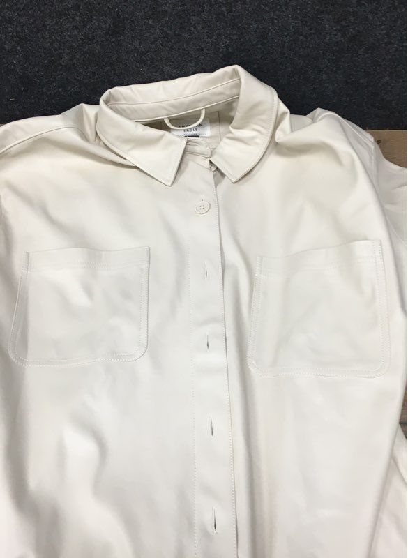 American Eagle Women's Cream Faux Leather Oversized Button Down Shacket Sz XL