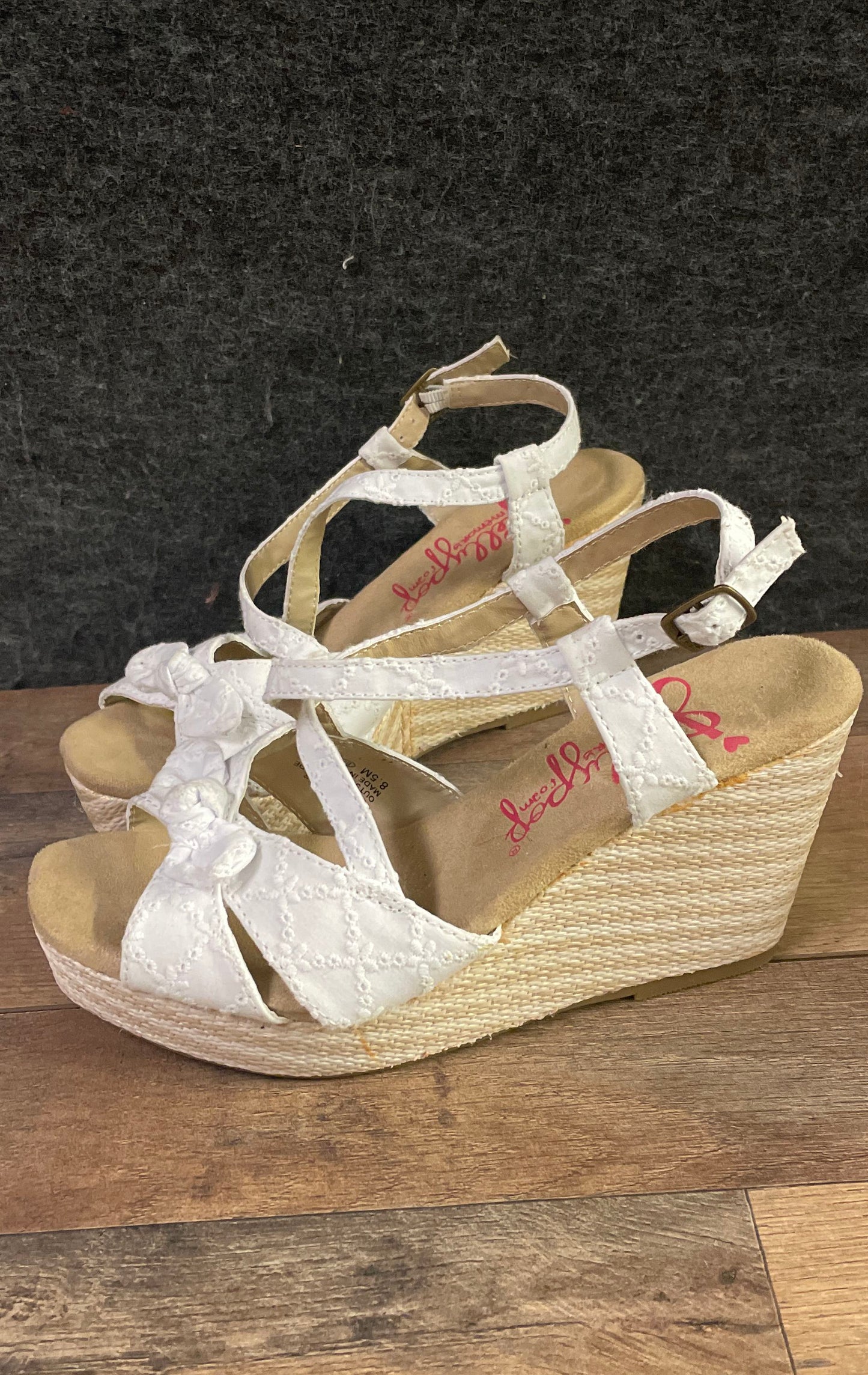 Jellypop Hope White Eyelet Espadrille Wedge Sandals Women's Size 8.5