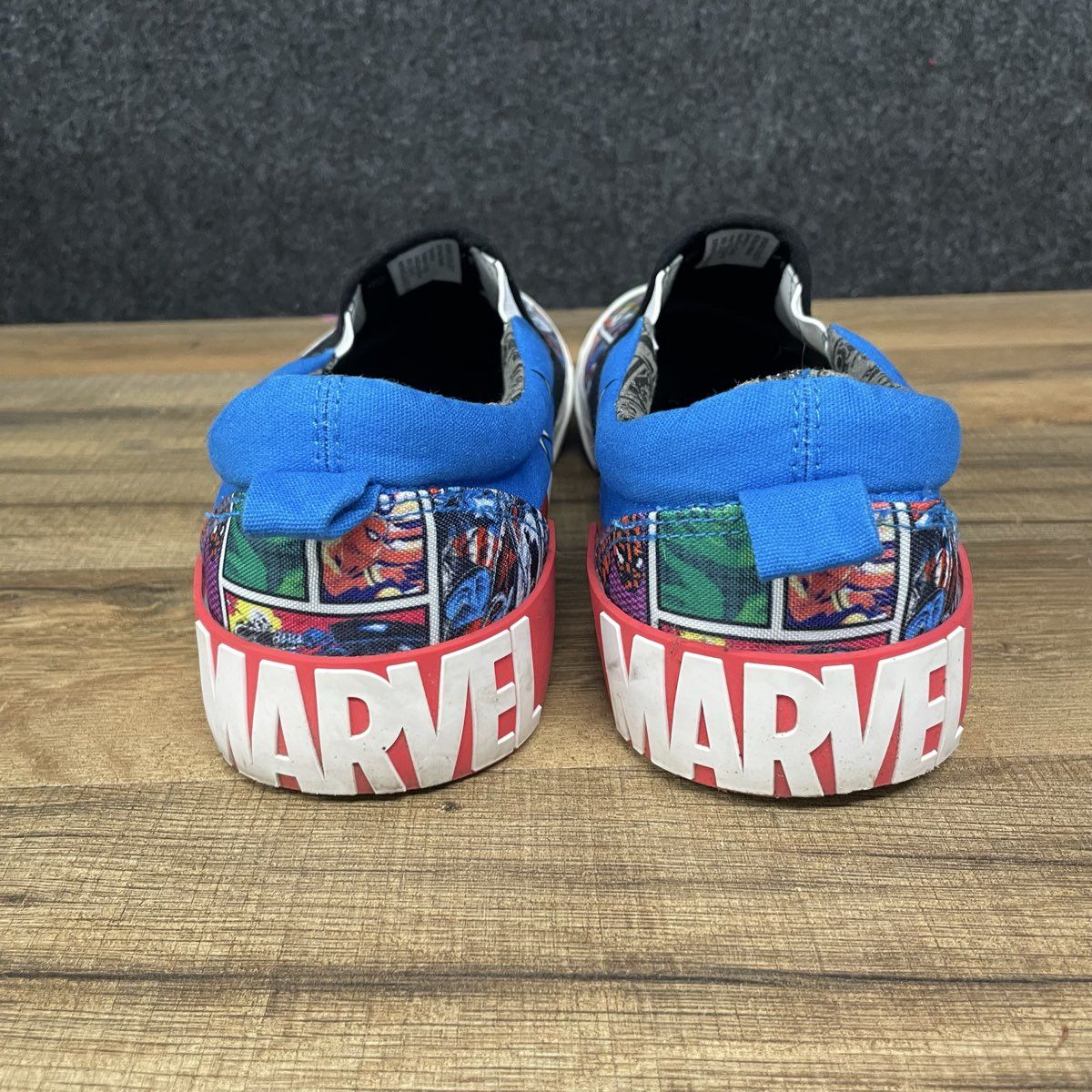 Ground Up Marvel Comic Print Canvas Slip On Sneakers Multicolor Size 9