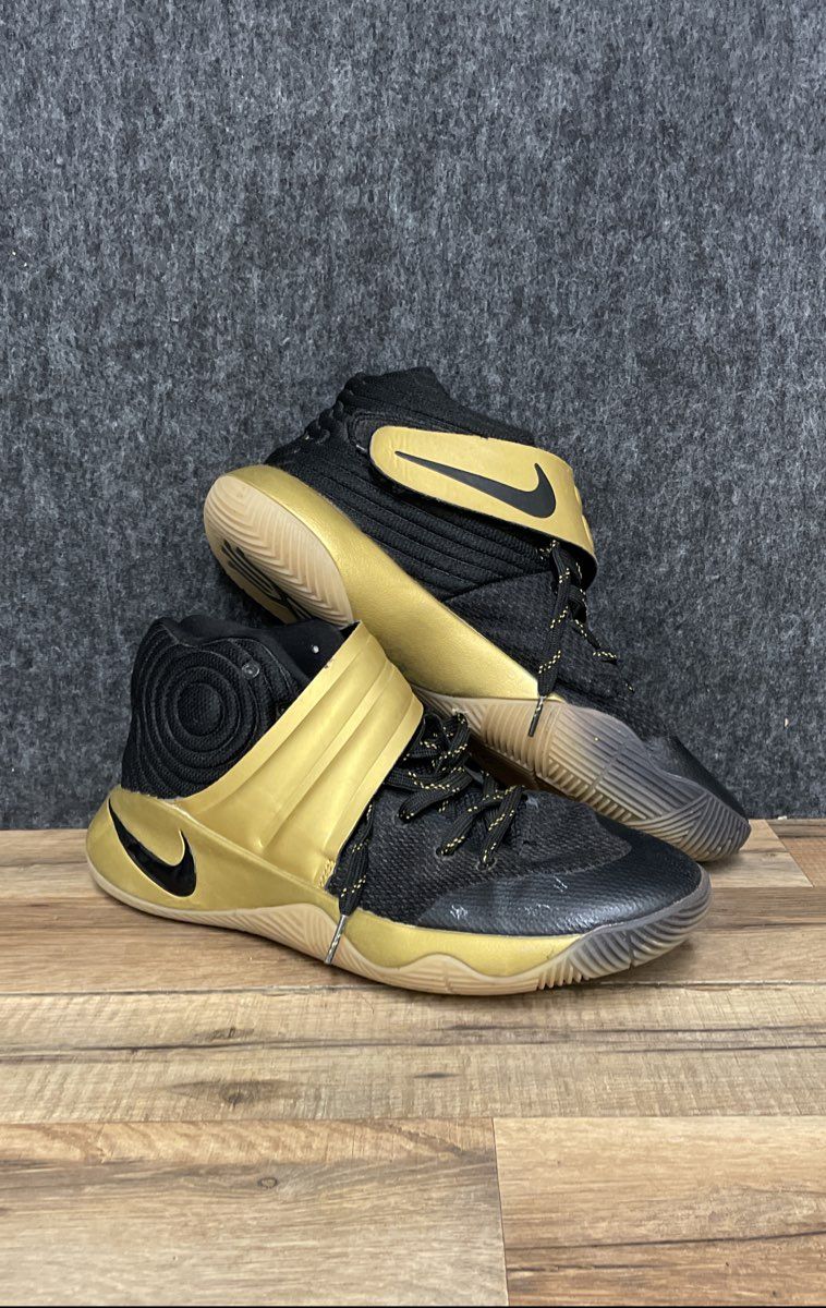 Nike Kyrie 2 iD Black Metallic Gold Basketball Sneakers Men's Size 11