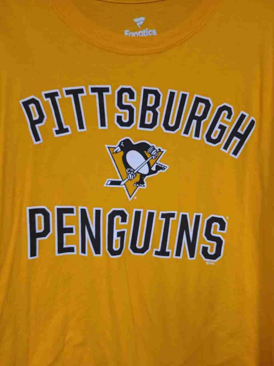Fanatics Men's Pittsburgh Penguins NHL T-Shirt Gold Hockey Graphic Tee Size XL