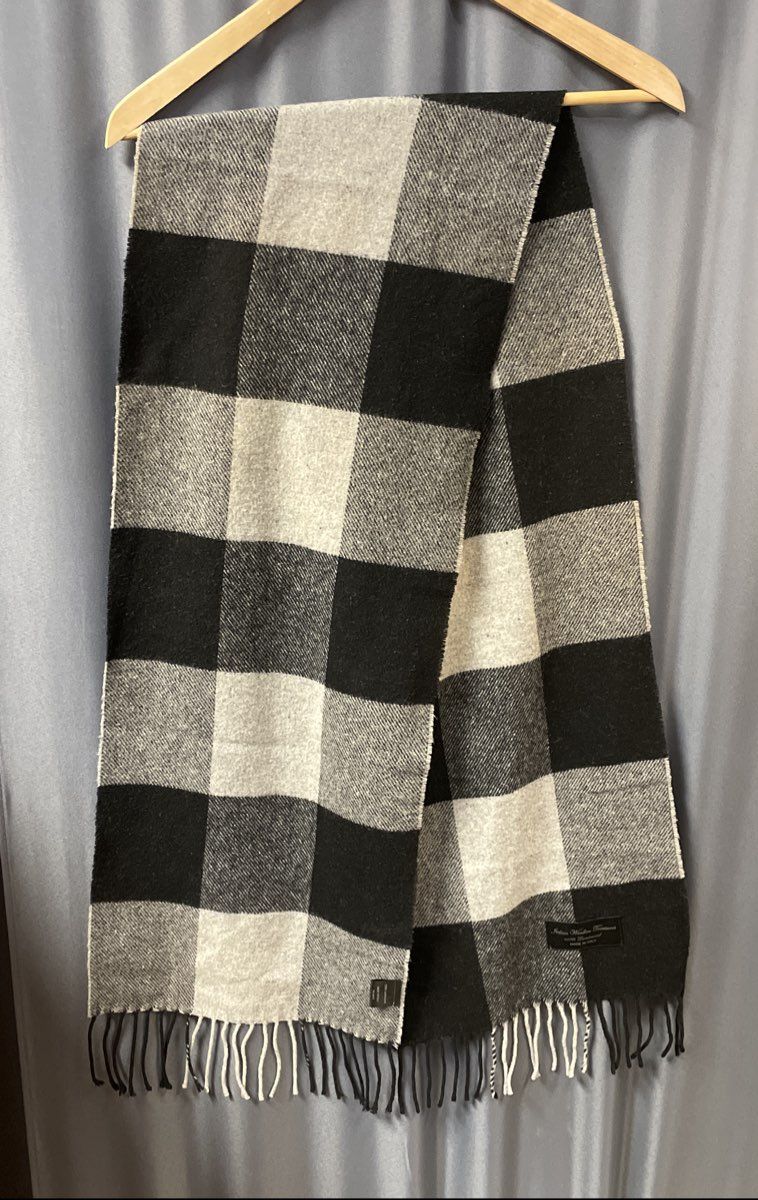 Italian Woollen Treasures Unisex Scarf Gray Black 100% Lambswool Buffalo Check