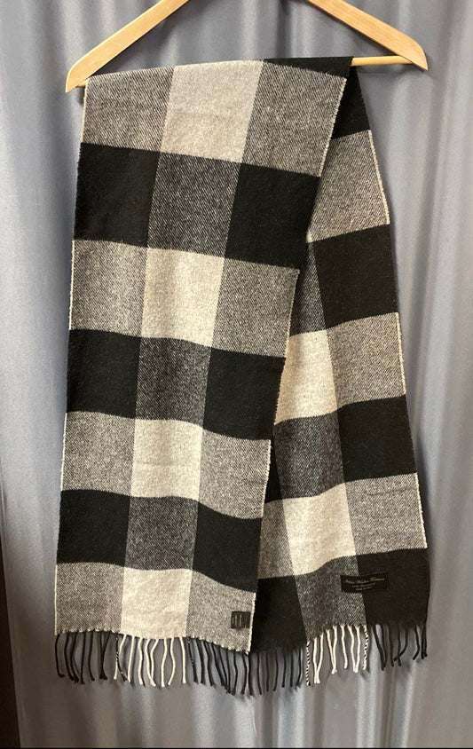 Italian Woollen Treasures Unisex Scarf Gray Black 100% Lambswool Buffalo Check
