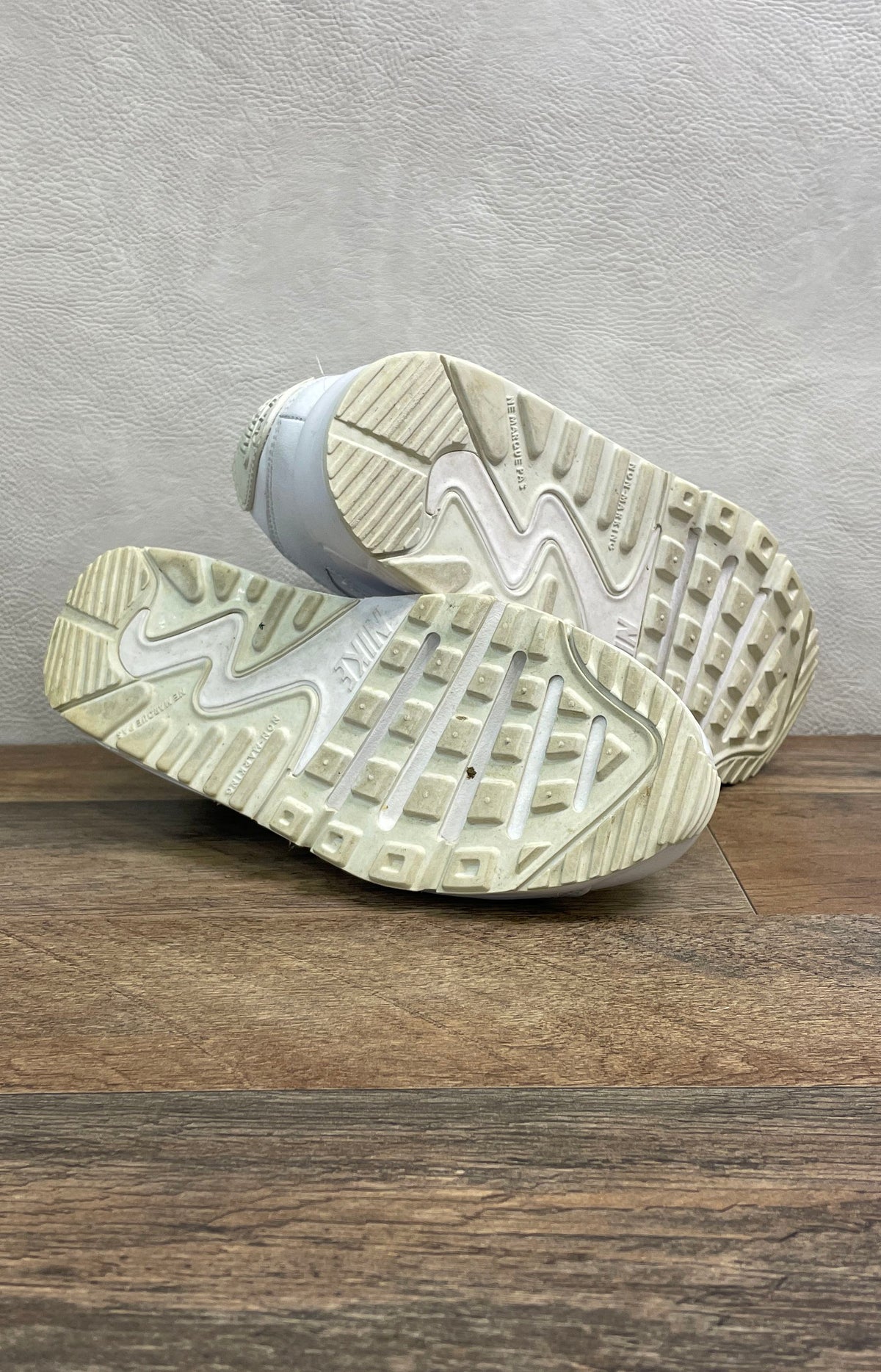 Nike Air Max 90 PS Triple White Low Top Sneakers Size 3Y