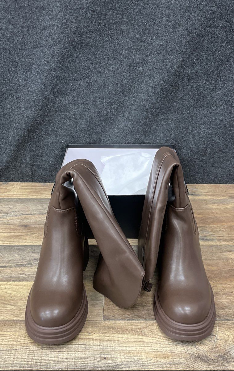 Retro Rise Brown Faux Leather Knee High Platform Boots Women's Size 9 DS
