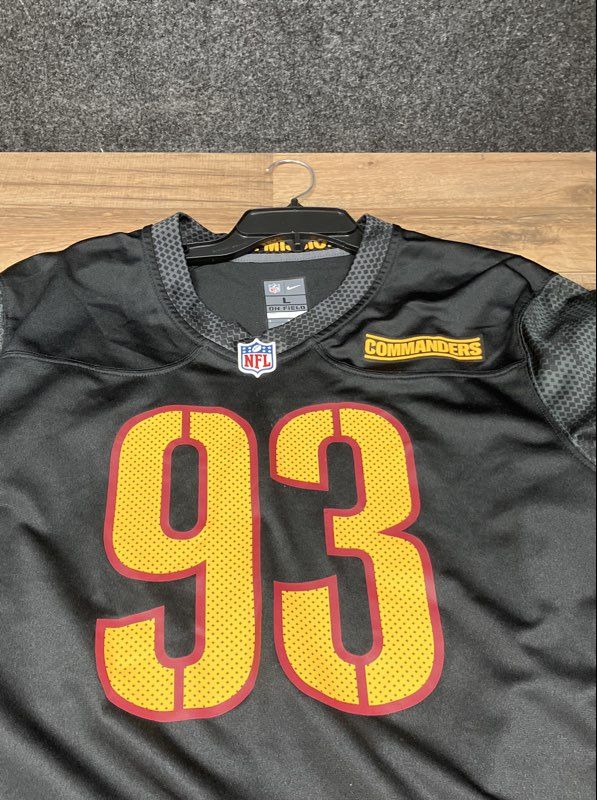 Nike Men's Washington Commanders Jonathan Allen 93 Black NFL Jersey Size L