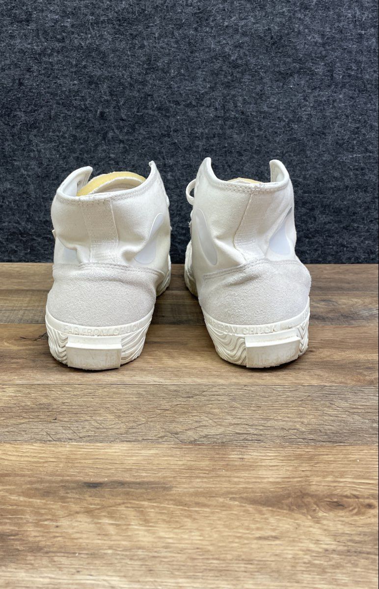 Converse Chuck 70 High Top Far From Chuck White Men's 11 Women's 13 Size 11