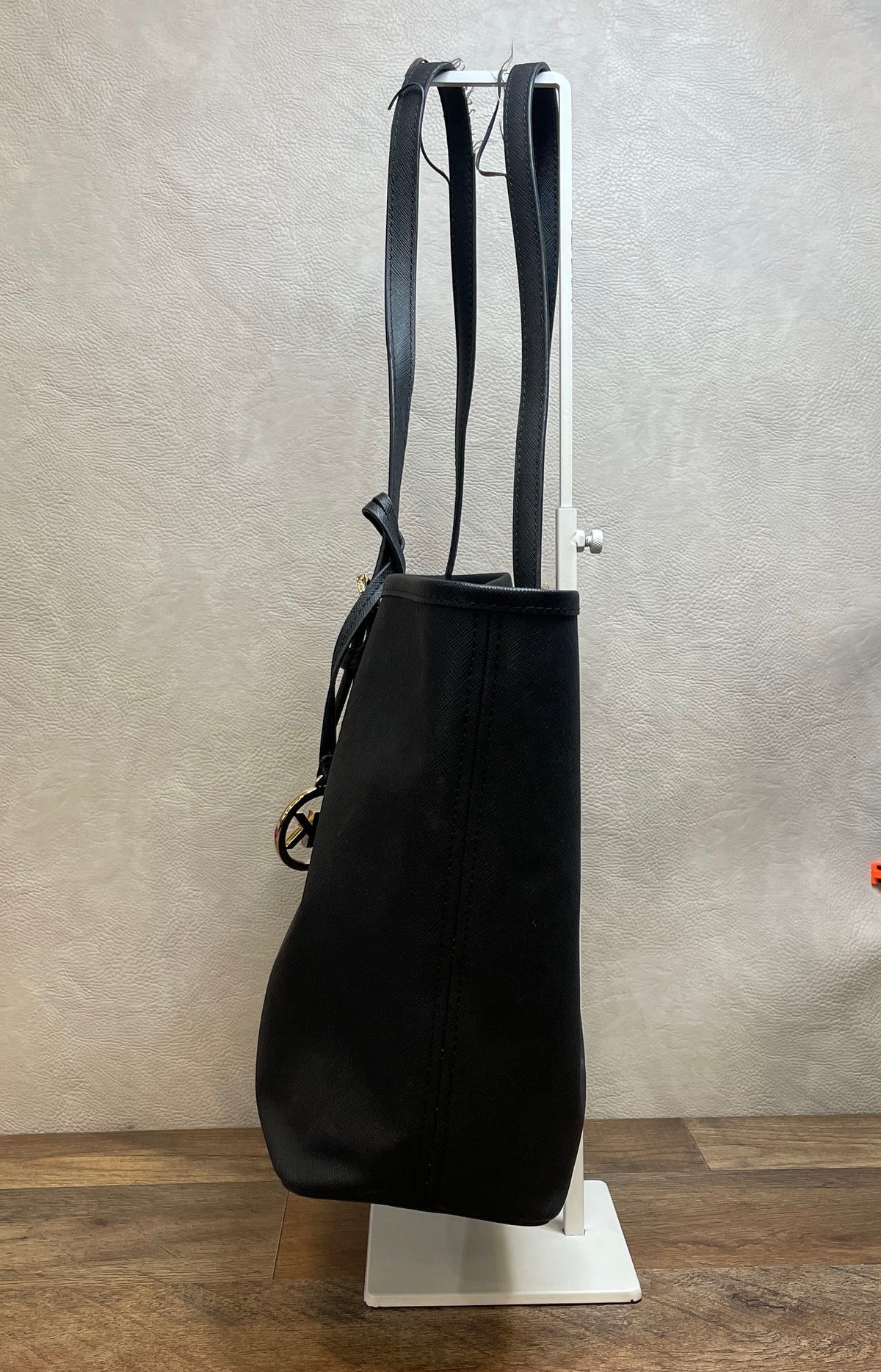 Michael Kors Black Saffiano Leather Jet Set Tote Bag Gold Hardware