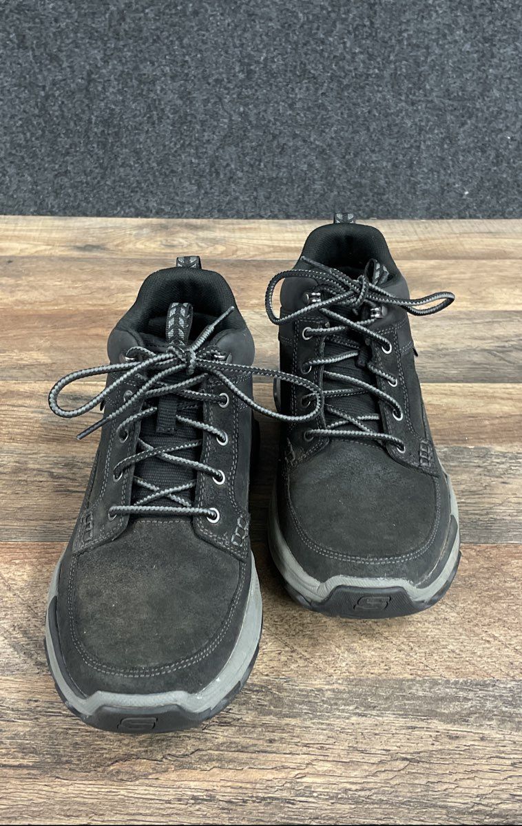 Skechers Relaxed Fit Oak Canyon Verketta Black Water Repellent Boots Size 8.5