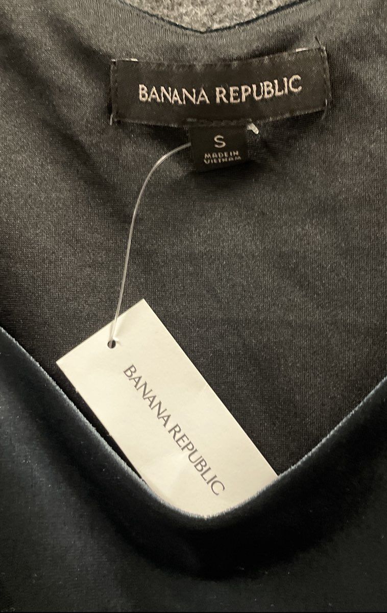 Banana Republic Women's Navy Velvet Cami Top Adjustable Straps NWT Sz S