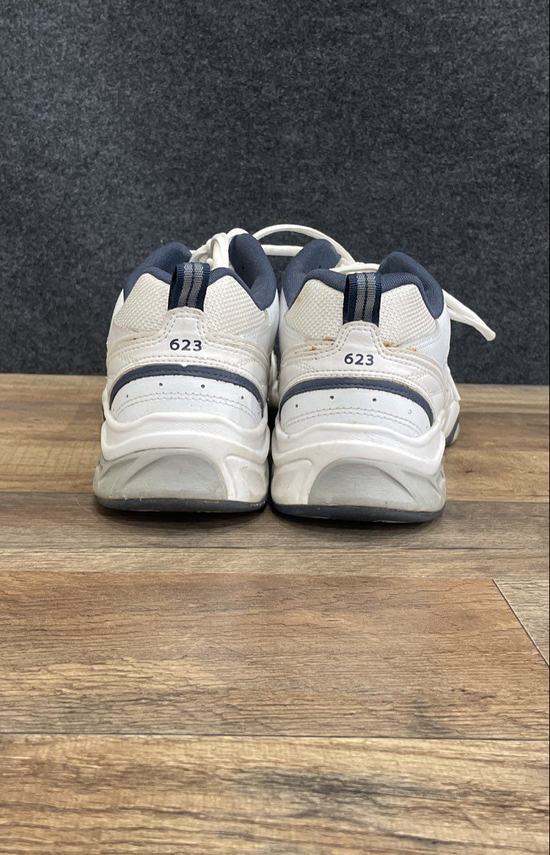 New Balance 623v2 White Navy Blue Leather Cross Training Shoes Men's Size 12