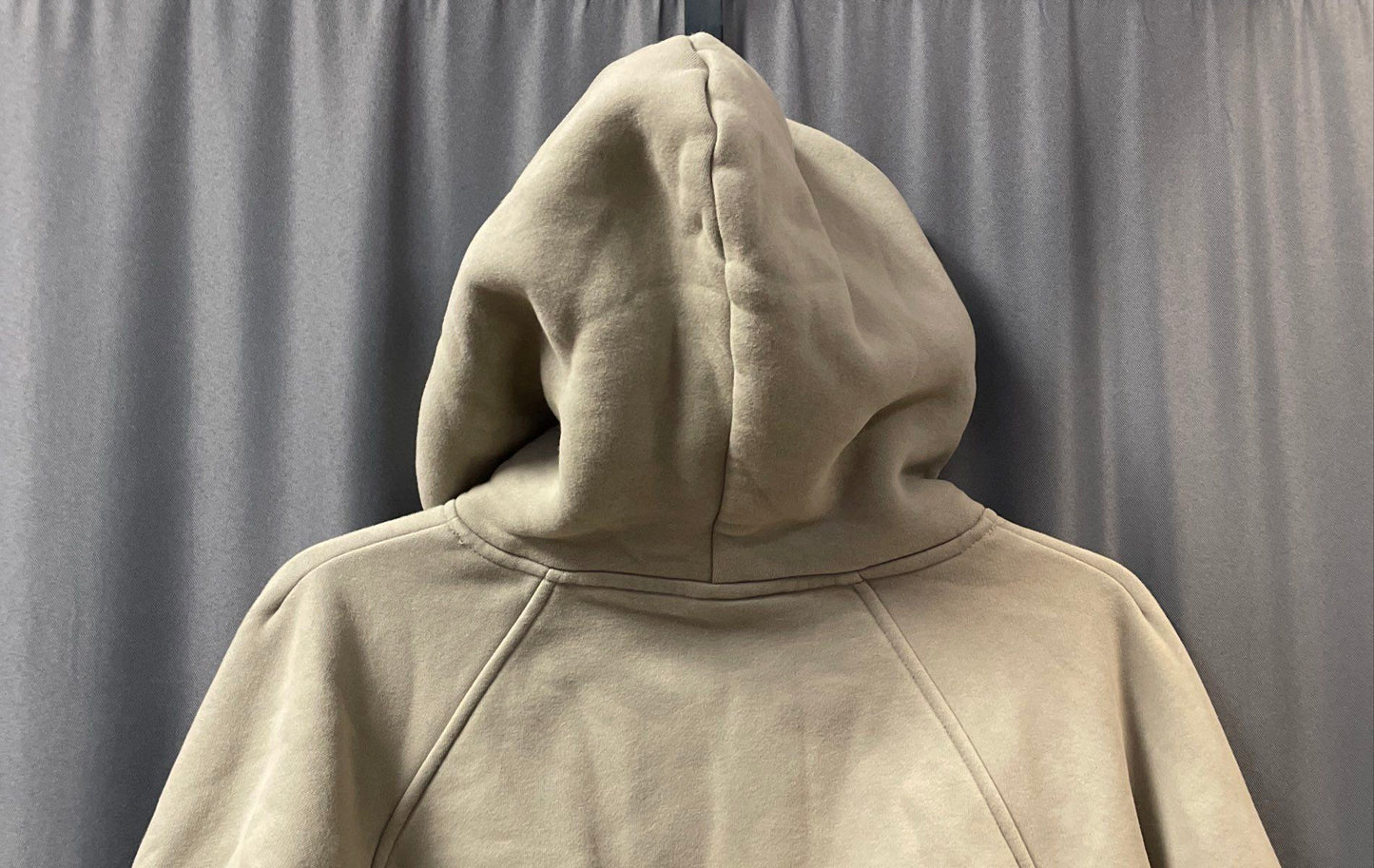 Comfrt Men's Gray Minimalist Heavyweight Oversized Pullover Hoodie Sz M