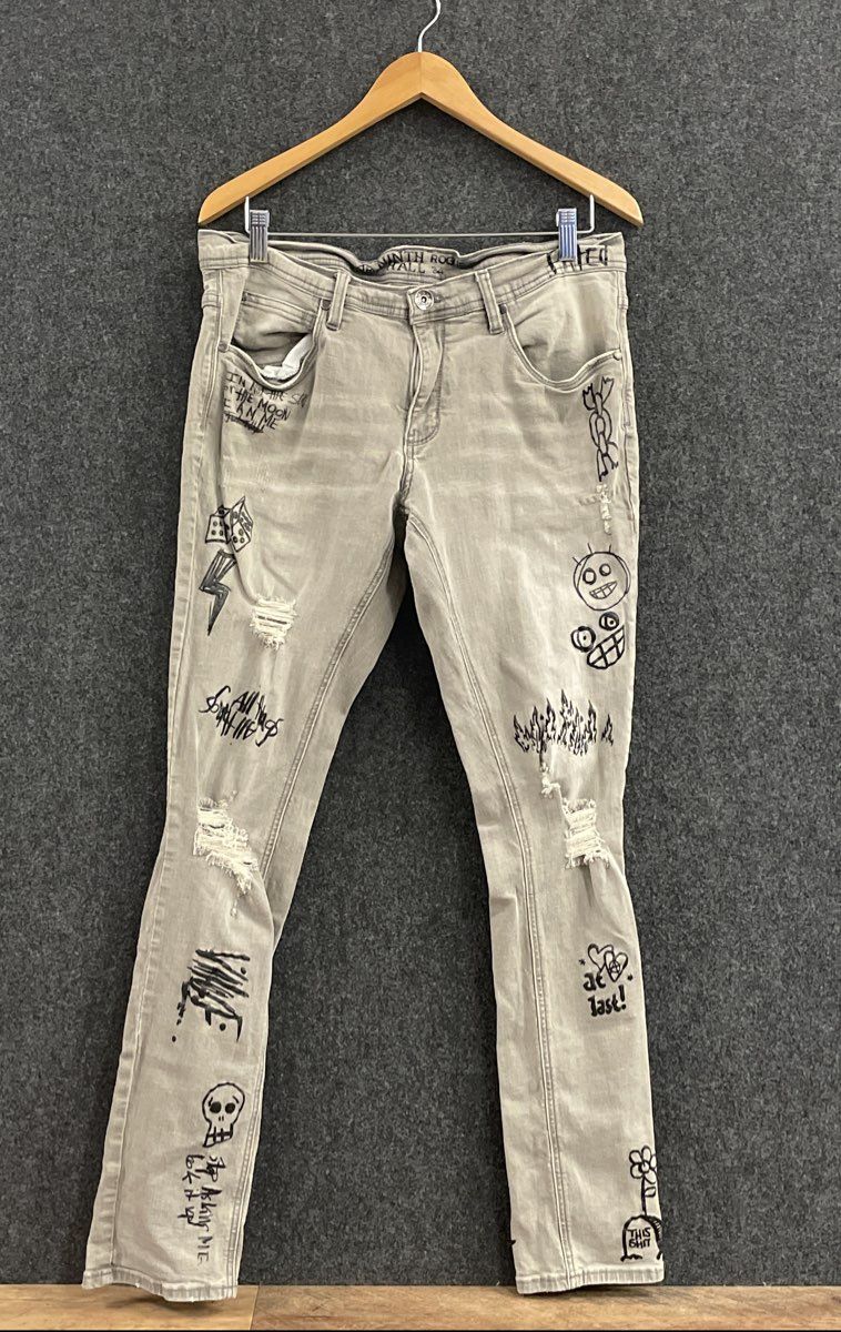Ninth Hall Men's Rogue Jeans Grey Graffiti Graphic Distressed Skinny Sz 34