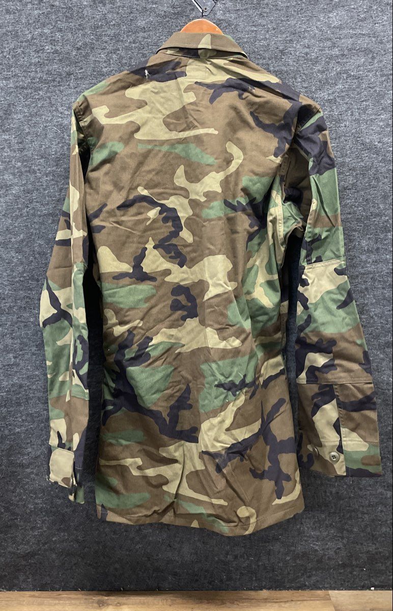 Vintage 1995 US Military Woodland Camo BDU Combat Coat Jacket Sz Small X-Long