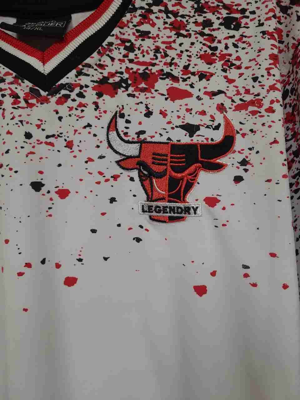 Chicago Bulls Hometown 23 Splatter V-Neck Baseball Jersey Black Lacquer Sz XL