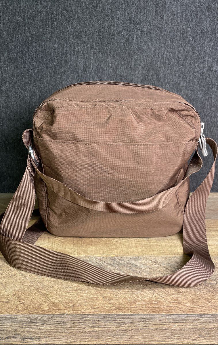Baggallini Brown Nylon Triple Zip Crossbody Bag Red Interior Organizer