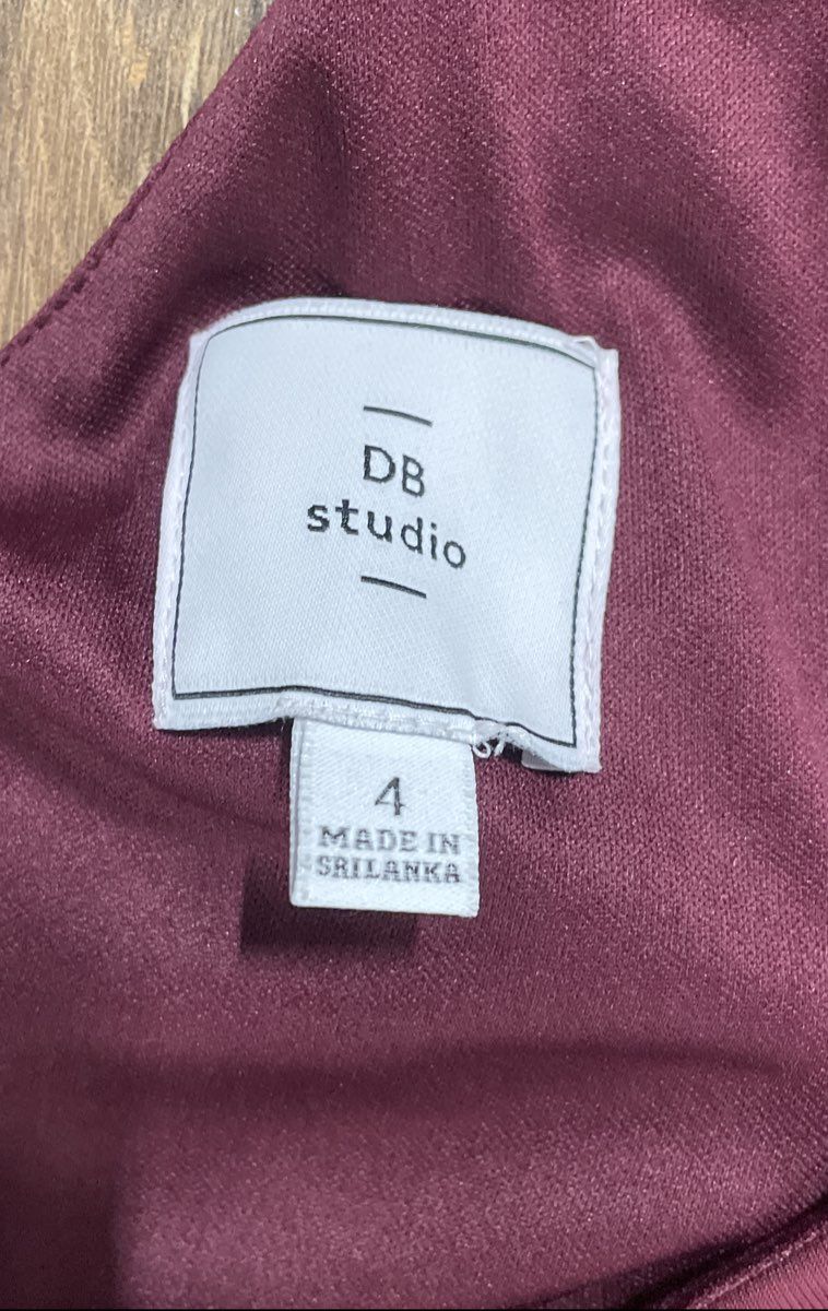 David's Bridal Women's Merlot Red V-Neck Draped Jersey Gown Dress Sz 4 NWT