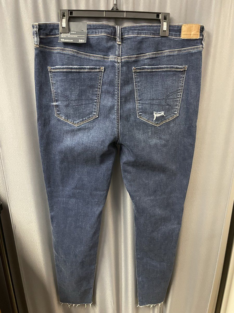 American Eagle Women's Dark Wash High Rise Distressed Jegging Jeans NWT Sz 18