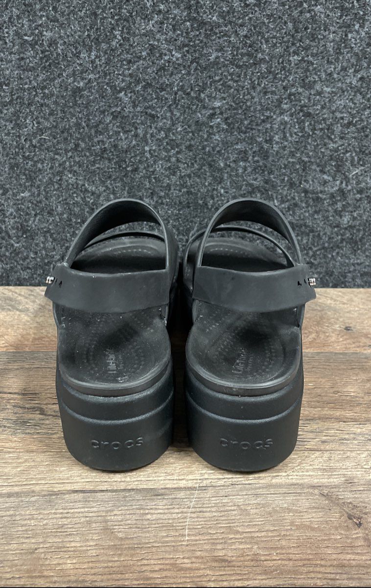 Crocs Brooklyn Low Wedge Black Platform Sandals Women's Size 5