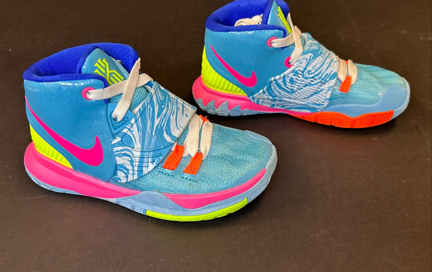 Nike Kyrie 6 PS Pool Baltic Blue Volt Hyper Pink Kids Shoes Size 11C